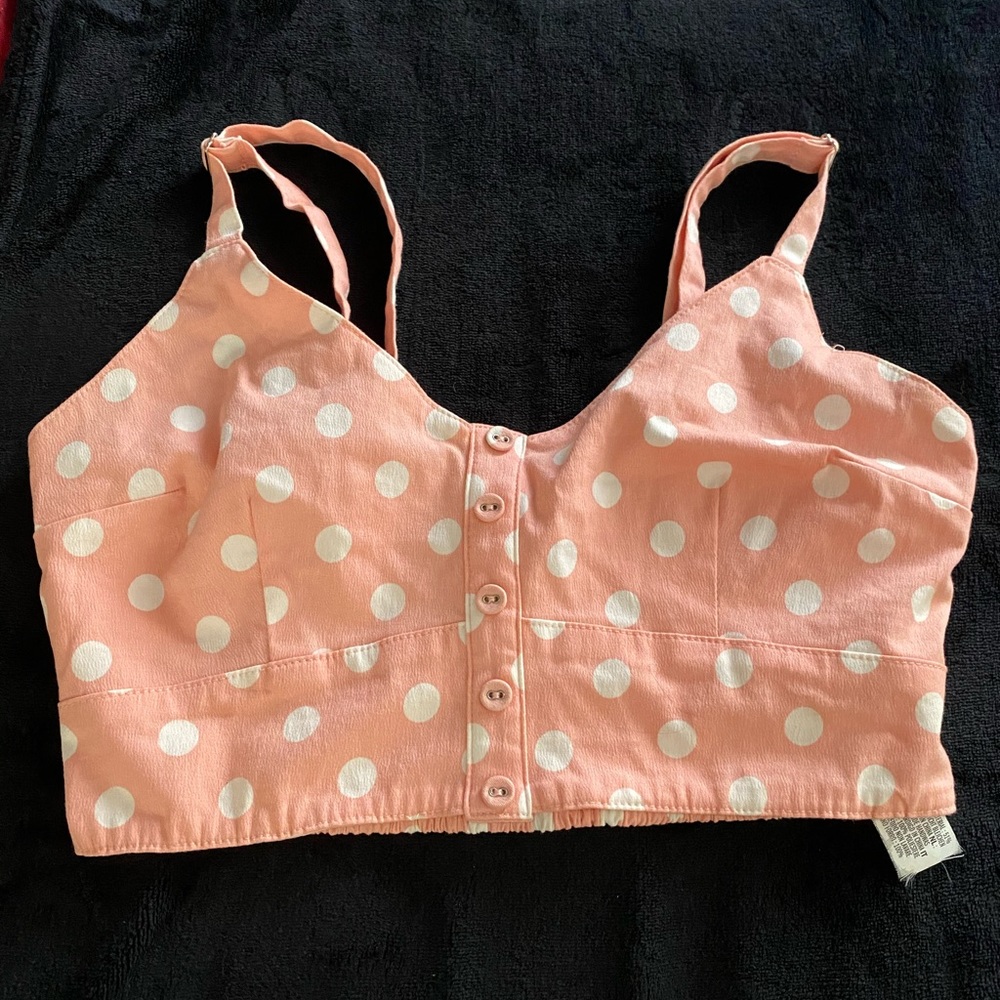 White and pink crop top